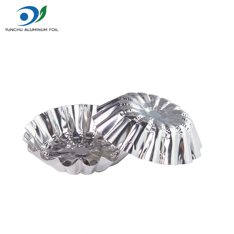 계란 타르트는 에어 프라이어 실버 알루미늄 호일 식품 용기에 구워집니다. 계란 타르트는 에어 프라이어 실버 알루미늄 호일 식품 용기에 구워집니다.